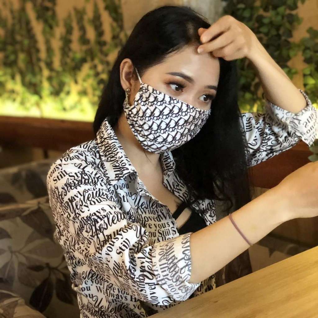 [Độc Quyền] Khẩu Trang Lụa, Khẩu Trang Vải In 3D Cao Cấp, 2 Lớp, Mềm, Nhẹ, Chống Bụi, Chống Nắng, Hàng Xuất Khẩu | BigBuy360 - bigbuy360.vn
