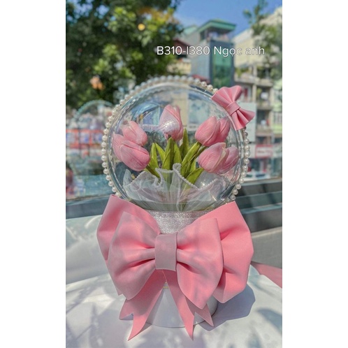 trụ hoa bóng nơ tulip