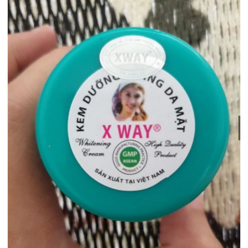 Kem Dưỡng Trắng Mặt X way 8g.
