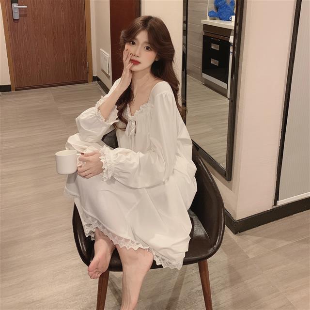 Đầm Ngủ Dài Tay Phối Ren Phong Cách Hàn Quốc 2021 | BigBuy360 - bigbuy360.vn