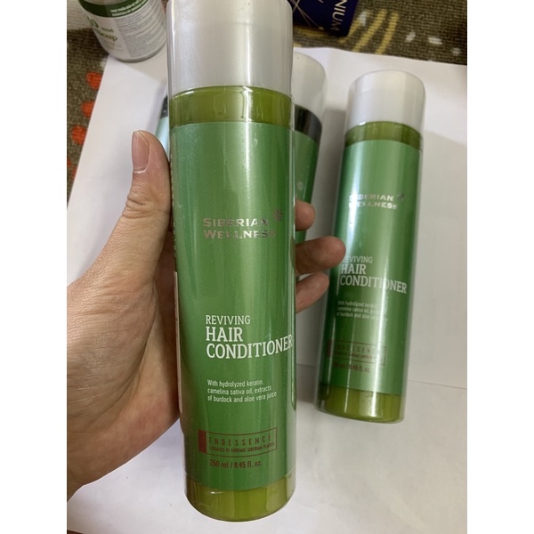 Dầu xả phục hồi tóc SIBERIAN WELLNESS Reviving Hair Conditioner