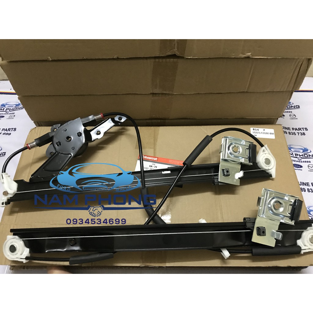 Compa lên kính cửa trước Mondeo 05 RH LH - LE1S71F23200BM / LE1S71F23201BM