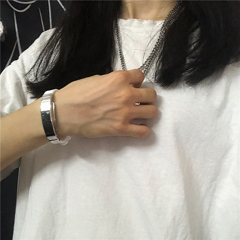 Vòng tay 222108 bằng silicon phối thép titan độc đáo phong cách harajuku dễ phối đồ cho cặp đôi nam nữ