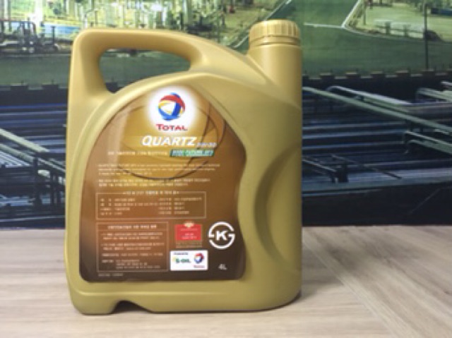 Nhớt Ô TÔ TOTAL QUARTZ 9000 FUTURE XT FUEL ECONOMY 5W30 4L