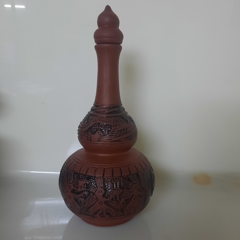 Bình gốm sứ 500ml kiểu dáng Hồ lô đựng rượu 500ml bằng gốm sứ hoạt tiết hoa văn trên trống đồng, NÚT ĐẬY BẰNG