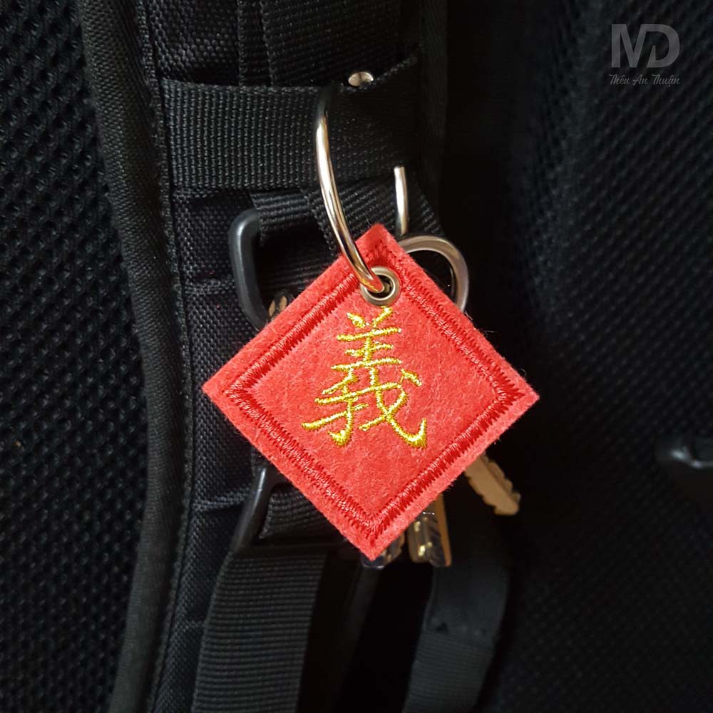 Móc treo chìa khóa vải thêu độc đáo - Chữ Nghĩa - Chữ nôm