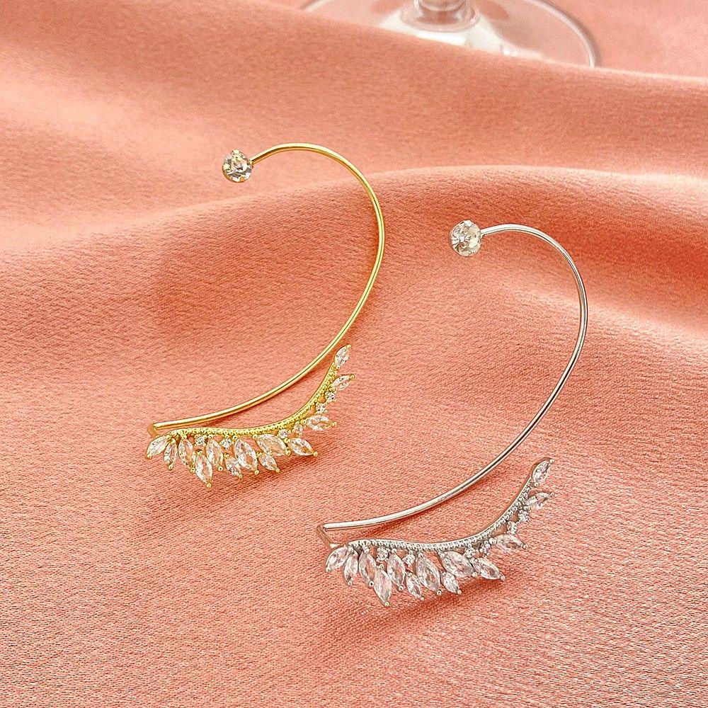 QQMALL Bông Tai Hình Cánh Lá Lấp Lánh Phong Cách Hàn Quốc Cho Nữ