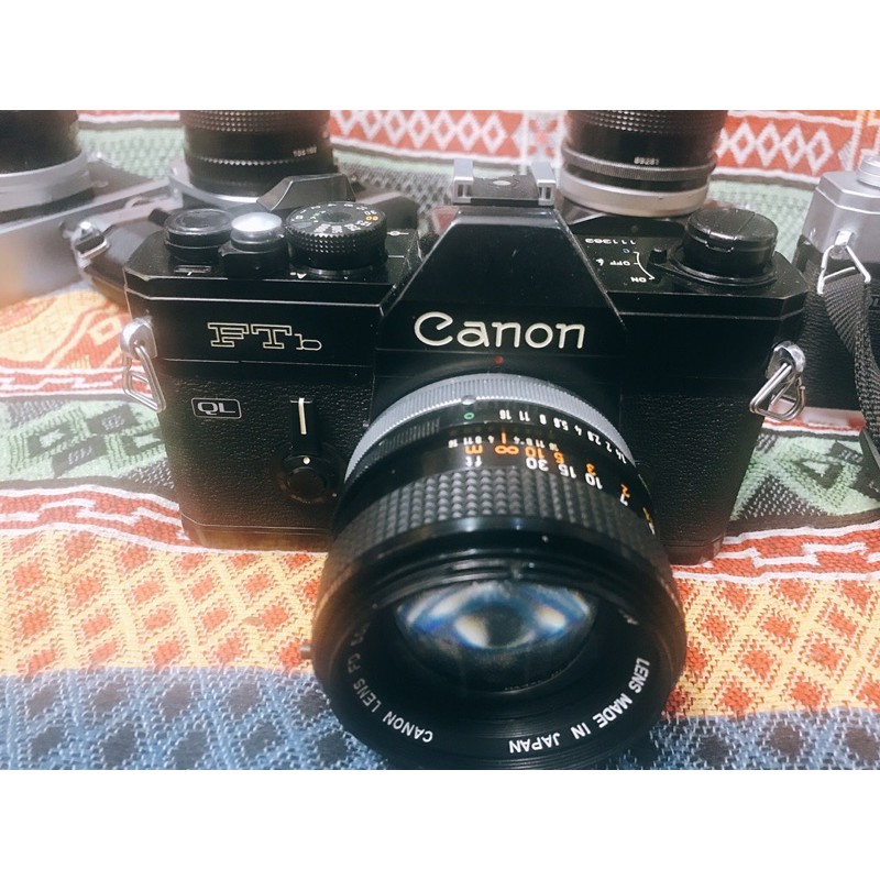 Máy ảnh film Canon FTb Black