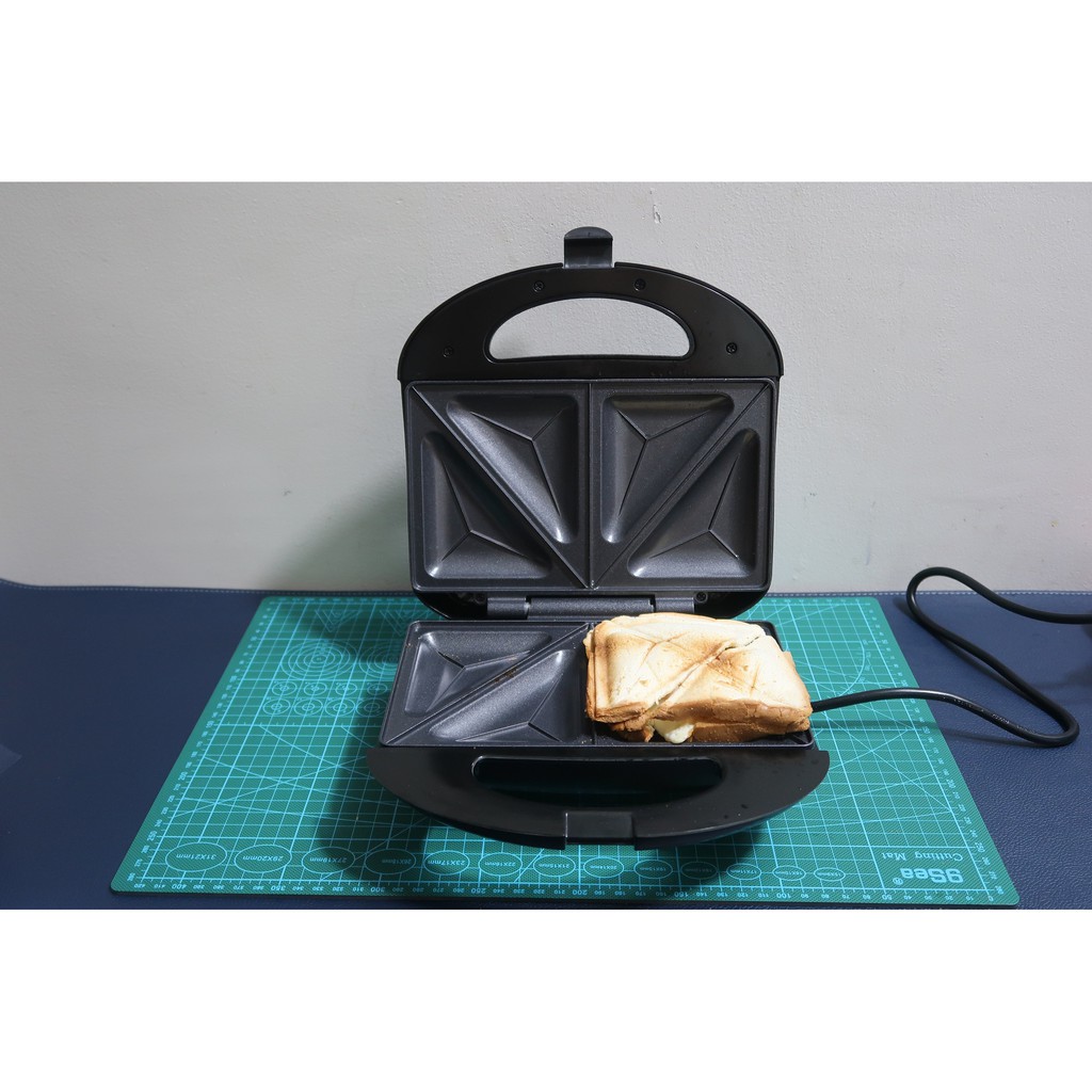 Máy làm bánh Sokany KJ-105 làm bánh hotdog hoặc kẹp sandwich Công suất 750W