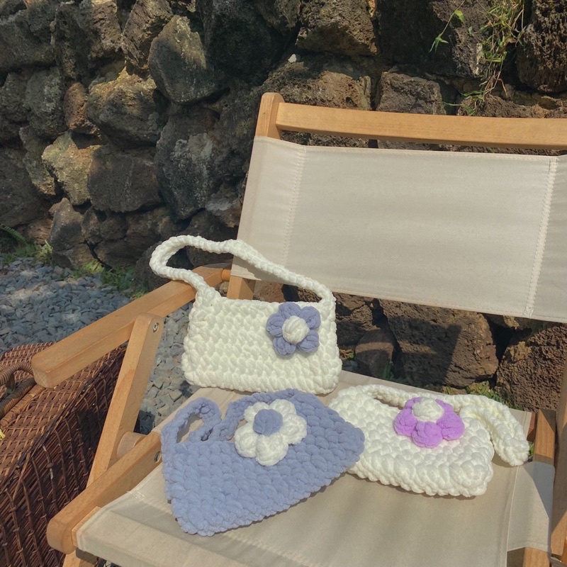 Puff shoulder Bag - Túi đeo vai bằng len
