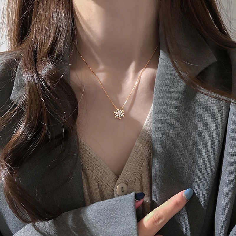 Dây chuyền mặt bông tuyết đính đá zircon phong cách Hàn Quốc sang trọng