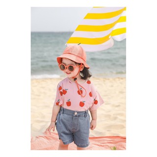 Kính mắt chống tia cực tím cho bé