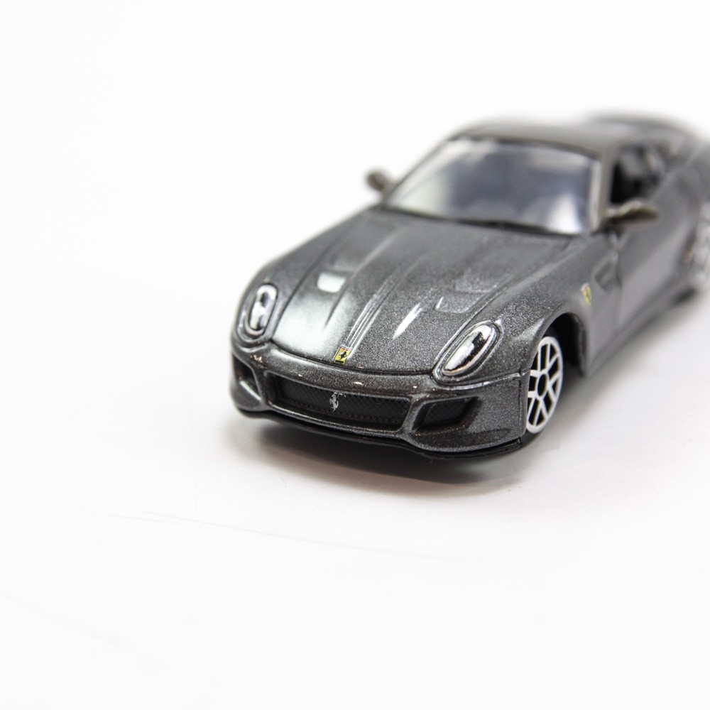 Mô hình siêu xe Ferrari 599 GTO 1:64 Bburago Gray