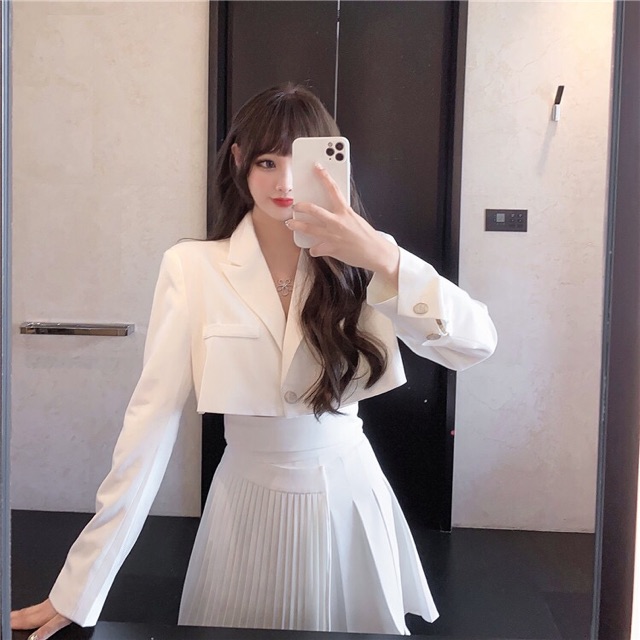 Set Áo Vest Croptop Kèm Váy Bó Eo Tôn Dáng‼️‼️‼️