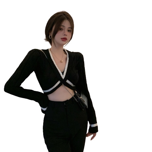 QKOOLE  Áo sweater tay dài cổ chữ V kiểu ngắn thời trang Hàn Quốc quyến rũ cho nữ