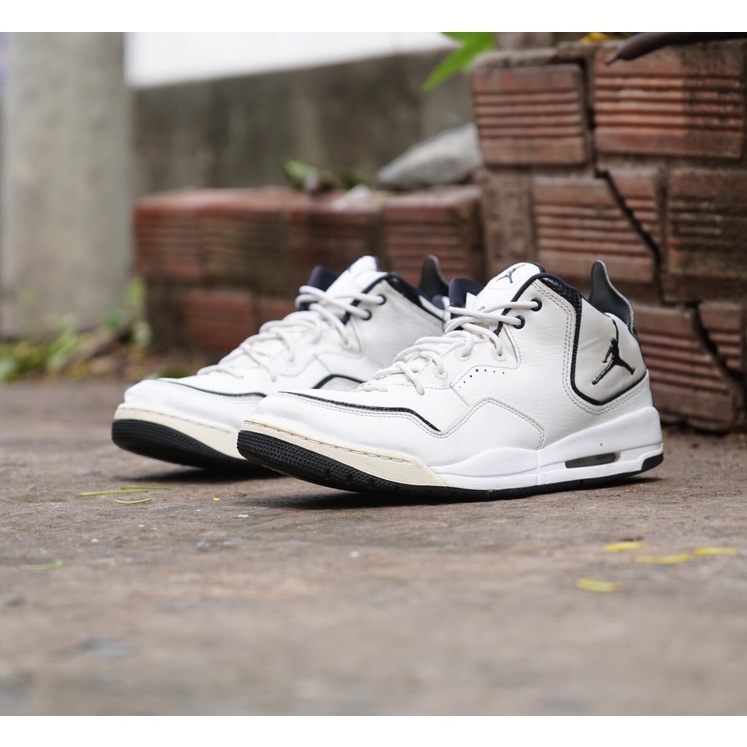 JORDAN COURTSIDE 23 AR1000-100 GIÀY CŨ CHÍNH HÃNG