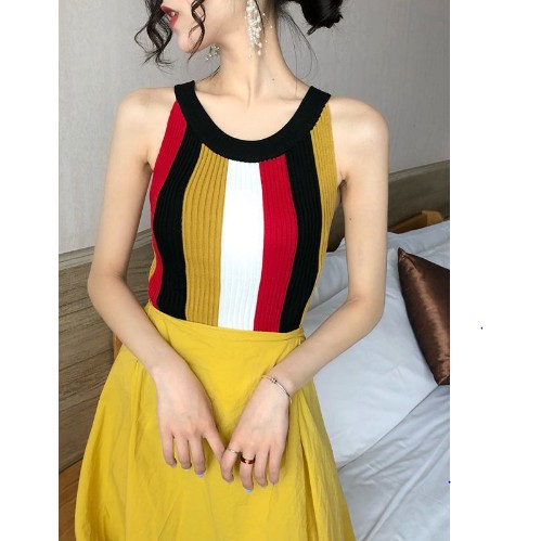 Áo len ba lỗ kẻ dọc