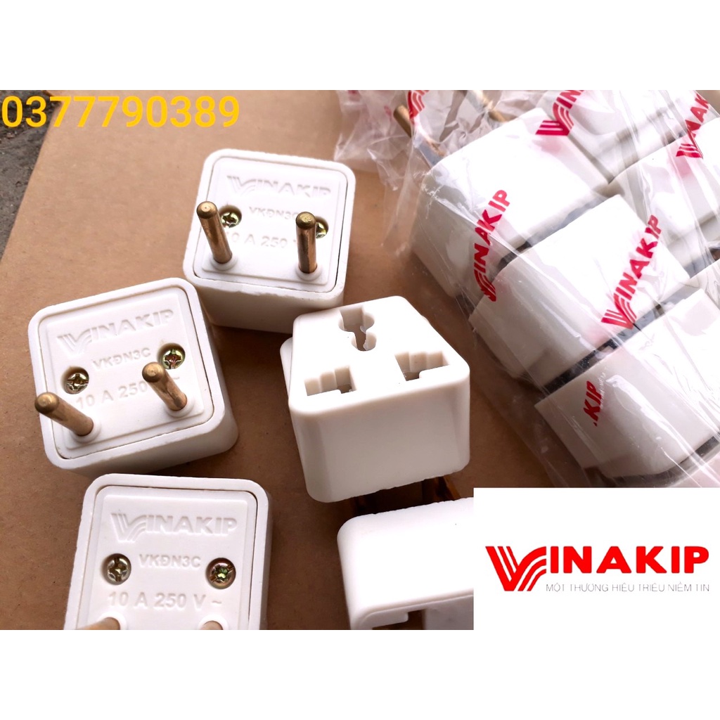Phích chuyển đổi 3 chấu sang 2 chấu Vinakip 10A
