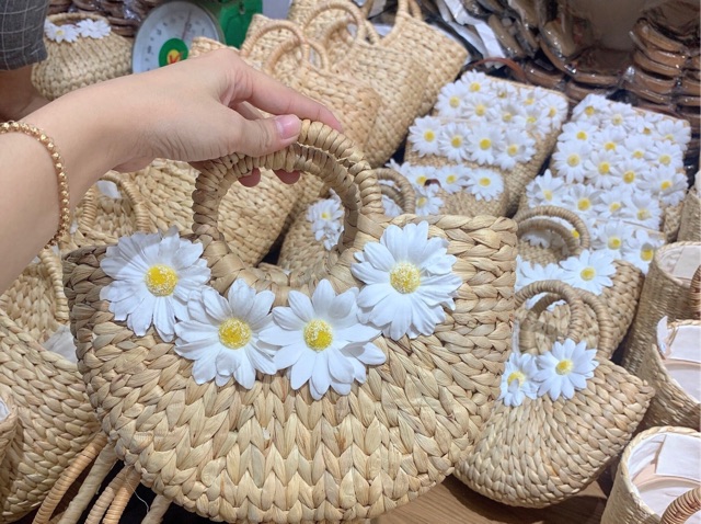 Túi cói bán nguyệt hoa cúc size 30 và 25cm