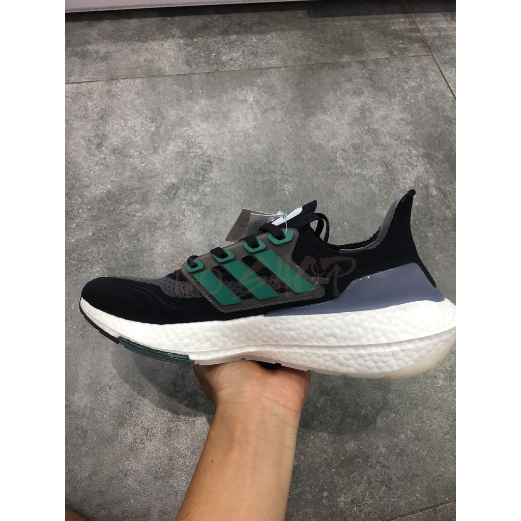 GIÀY THỂ THAO NAM NỮ ADIDAS ULTRA BOOST 21 CORE BLACK / SUB GREEN