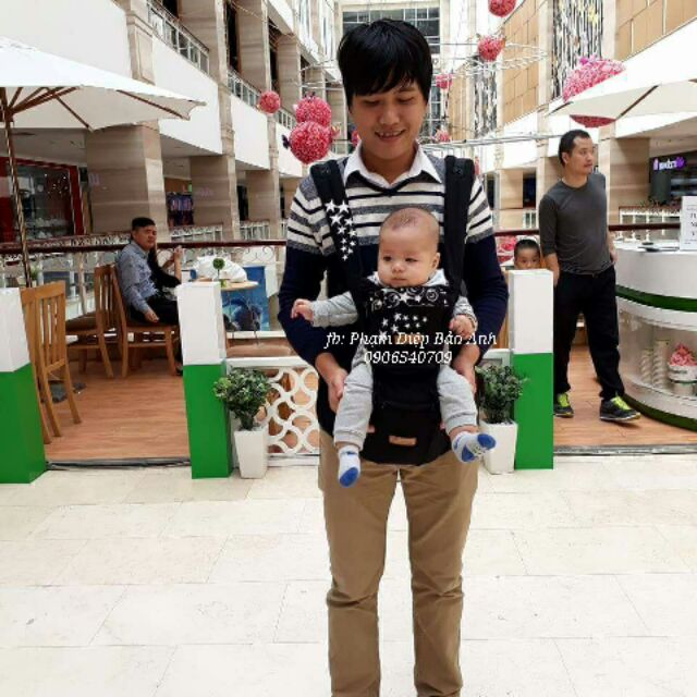 Địu ngồi cho bé yêu