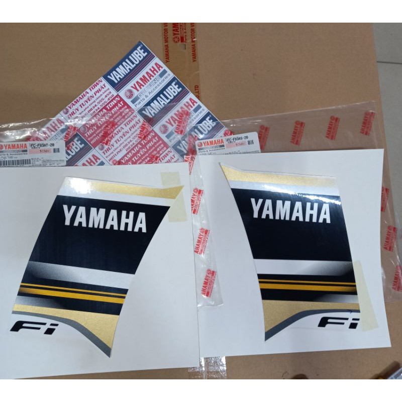 2 Tem xe trắng 1124 SIRIUS FI chính hãng yamaha 1FCF83AT2000 1FCF83AS2000