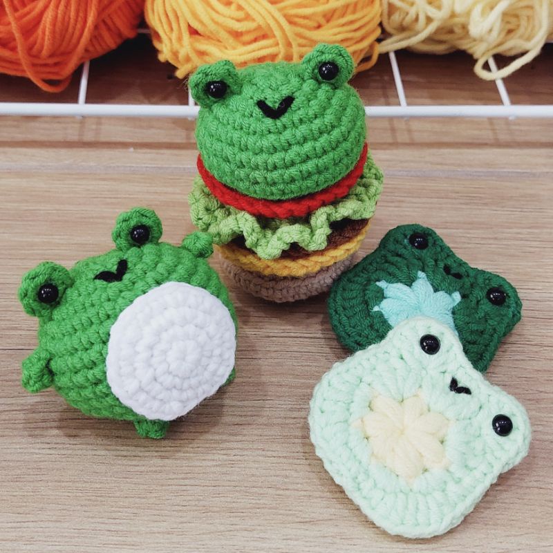 Móc khóa Hamburger gấu nâu, thỏ trắng, ếch xanh, mèo trắng, heo hồng - Amigurumi Animal Hamburger