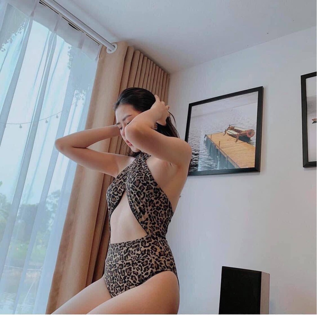 Bikini liền thân, Đồ bơi nữ đi biển da beo cột cổ siêu sexy