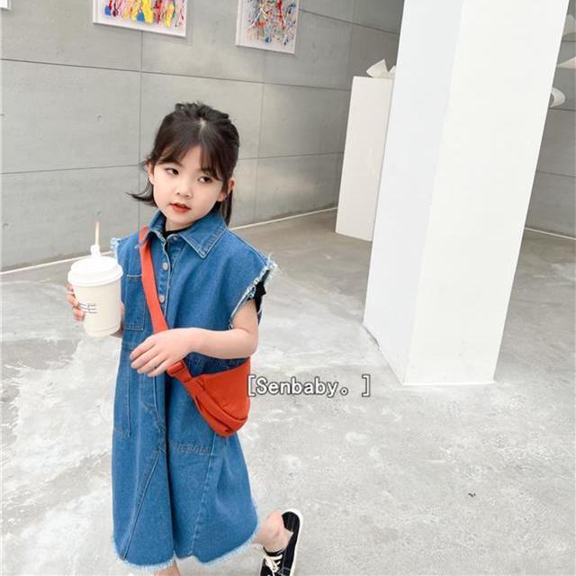 Đầm Denim Không Tay In Hoa 5 Món Thời Trang Mùa Xuân Cho Bé Gái