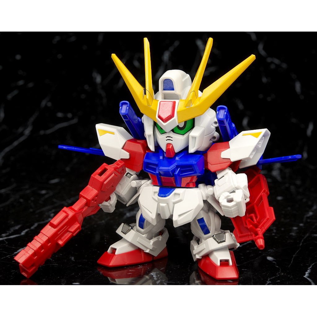 Mô hình lắp ráp Gundam SD Build Strike Full Package