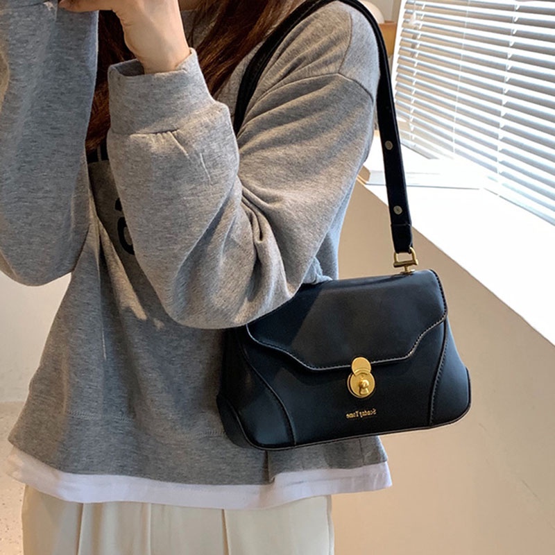 Túi Đeo Vai Thời Trang Dễ Phối Đồ Cho Nữ