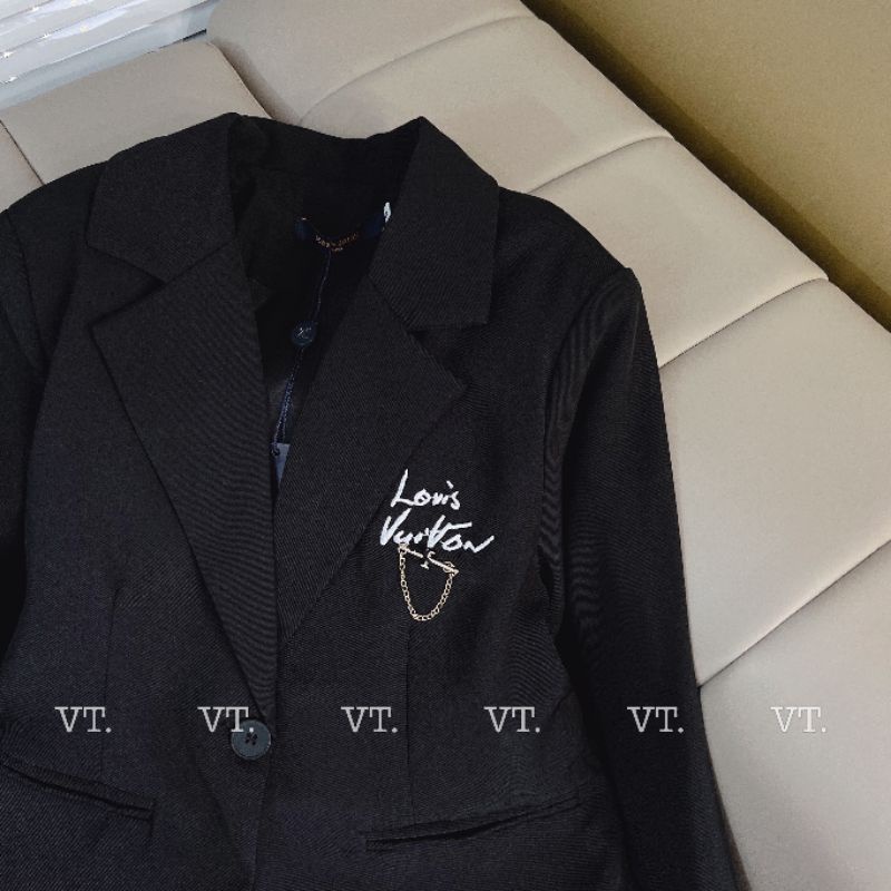 Set bộ  LV năm 2022.