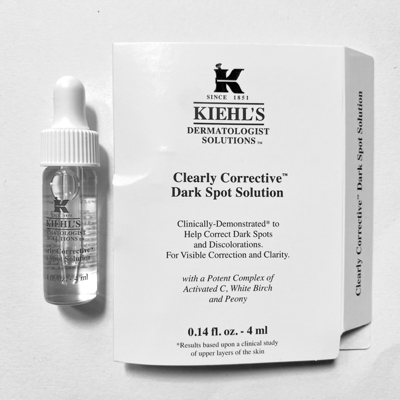 Serum làm sáng, giảm thâm Kiehls Clearly Corrective Dark Spot Solution