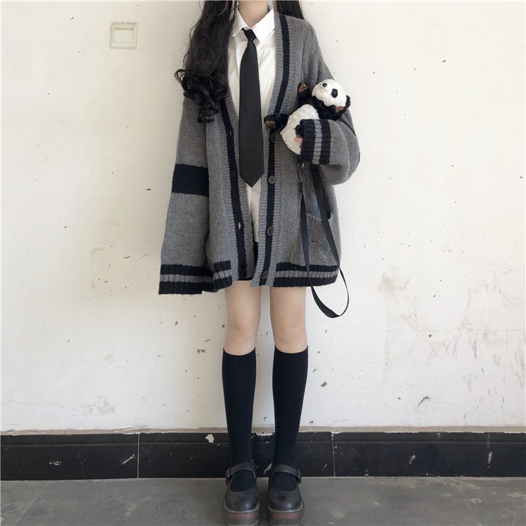 Áo khoác nữ thu đông, áo khoác len xám hai túi form oversize dưới 65kg