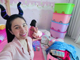 Thùng ô tô đựng đồ chơi có bánh xe