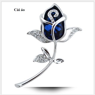 Cài áo hoa hồng đính đá sang trọng