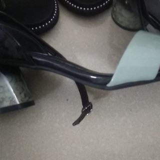 Sandal Dusto sale off