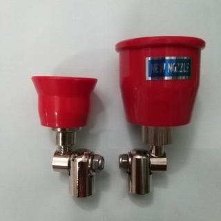 Béc loa đỏ phun tưới cây hàng Đài Loan