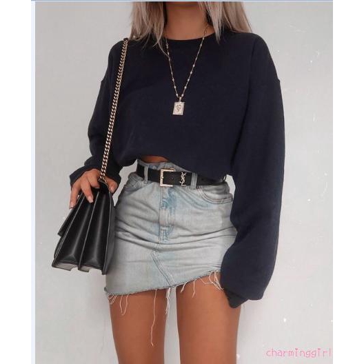 Áo Croptop tay dài hoạ tiết kẻ sọc cho phái nữ