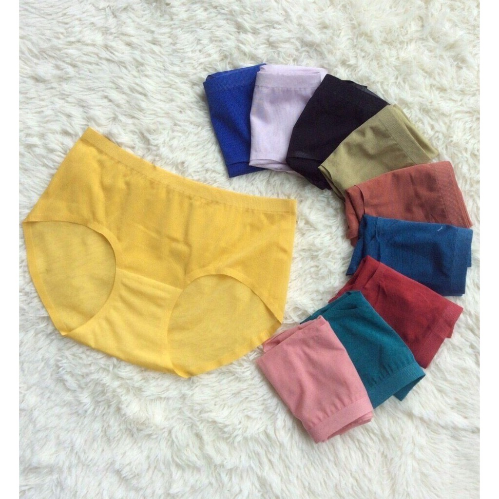 Quần lót nữ tàng hình