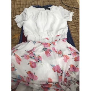 Đầm xoè hoạ tiết