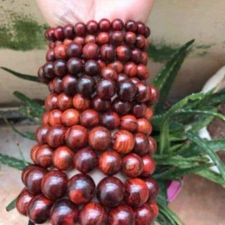 Vòng tay gỗ sưa