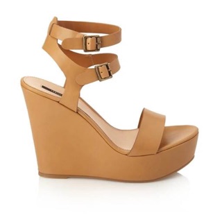 Giày F21 xả kho chuẩn auth 100%