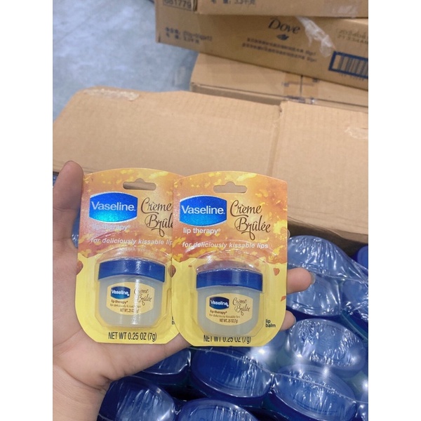 Dưỡng môi Vaseline