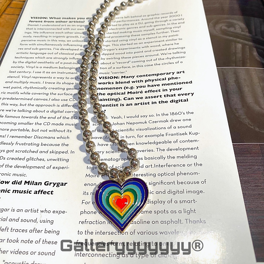 vòng cổ Mặt Hình Trái Tim Màu Cầu Vồng Phong Cách Hip Hop