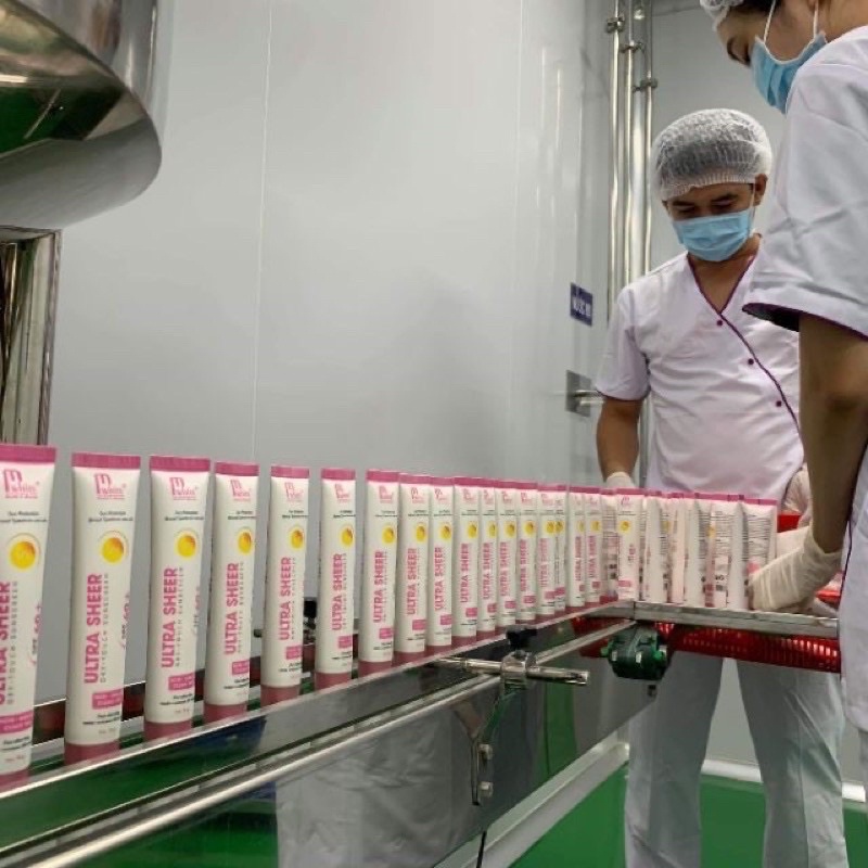 Kem chống nắng  MWHITE