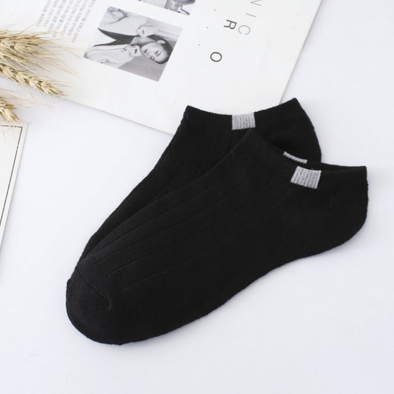 1 Đôi Vớ Cotton Cổ Ngắn Kẻ Sọc Mềm Mại Cho Nữ