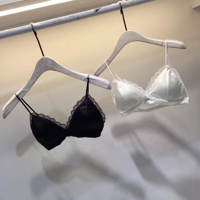 Áo Bra 2 dây vải phi bóng Sarah Lingerie viền Ren