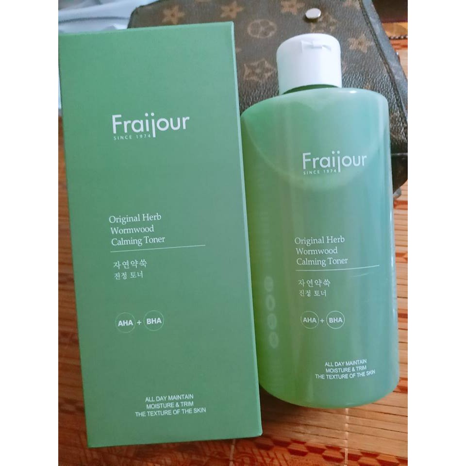 Nước hoa hồng thảo mộc Fraijour Original Herb Wormwood Calming Toner 500ml