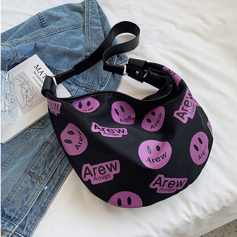 Túi đeo vai Ielgy kiểu yên ngựa giản đơn họa tiết in phong cách retro với ngăn chứa lớn tiện lợi cho phái nữ